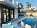Villa en venta en Elche/Elx La Marina