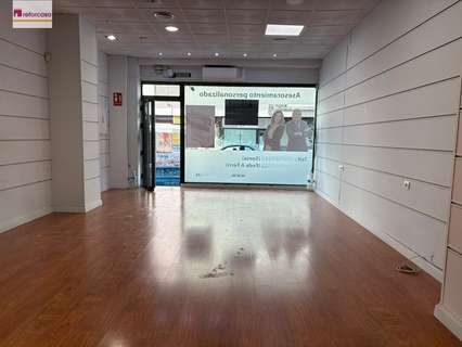 Local comercial en alquiler en Granada rebajado
