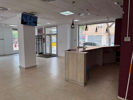 Local comercial en alquiler en Manises