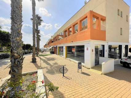 Local comercial en alquiler en Vera