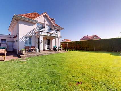 Chalet en venta en Santa Cruz de Bezana