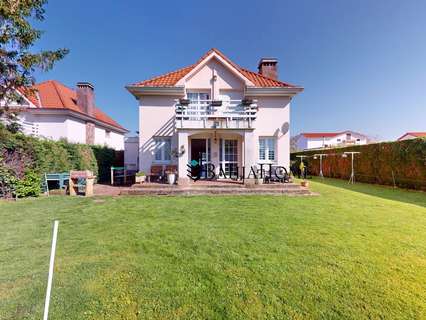 Chalet en venta en Santa Cruz de Bezana