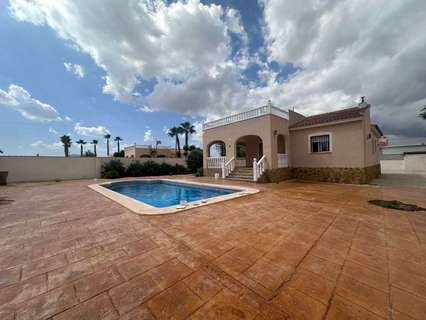 Villa en venta en Catral