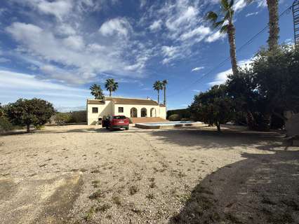 Villa en venta en Catral