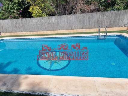 Chalet en venta en Elche/Elx rebajado