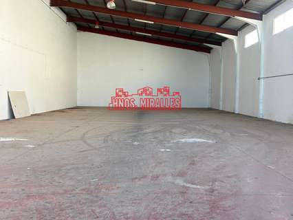 Nave industrial en alquiler en Catral
