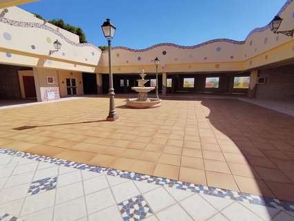 Nave industrial en alquiler en Novelda