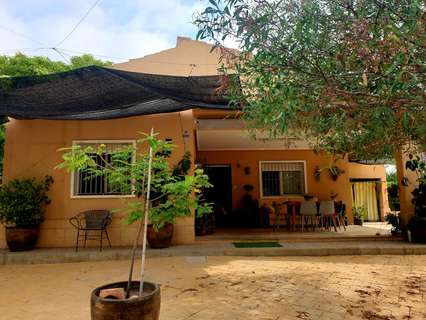 Chalet en venta en Crevillent