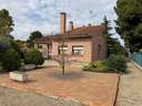 Chalet en venta en La Muela