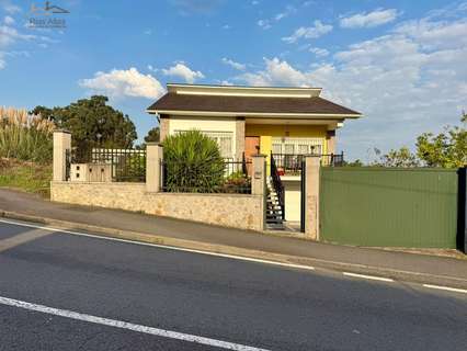 Chalet en venta en Oleiros
