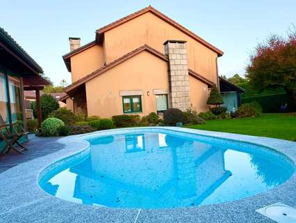 Chalet en venta en Oleiros