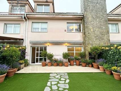 Casa en venta en Oleiros