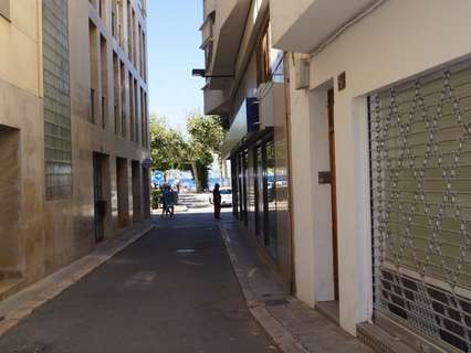 Local comercial en alquiler en Roses