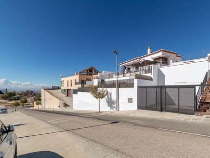 Chalet en venta en La Zubia