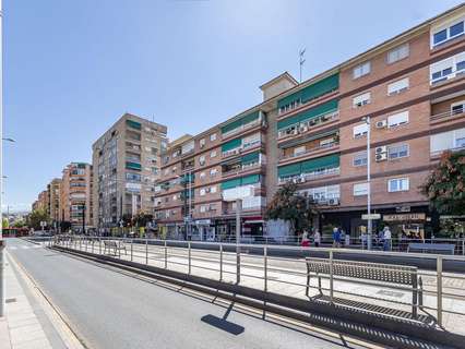 Local comercial en venta en Granada rebajado