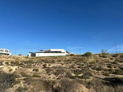 Parcela rústica en venta en La Zubia