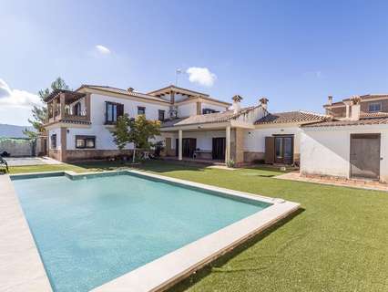 Chalet en venta en Atarfe