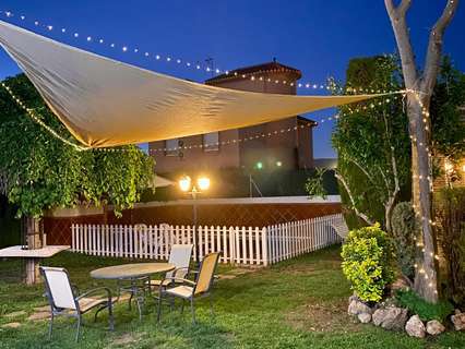 Chalet en venta en La Zubia