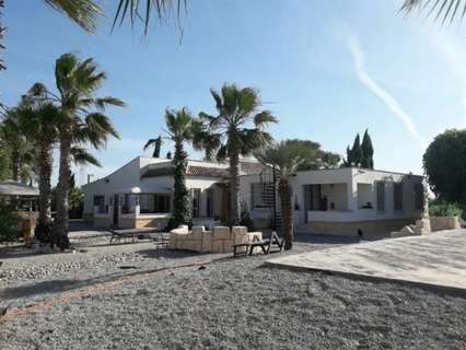Villa en venta en Orihuela zona La Matanza