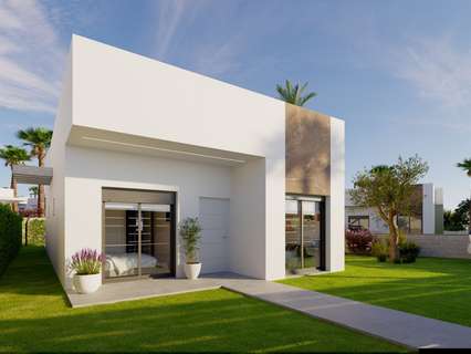 Villa en venta en Algorfa