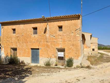 Casa rústica en venta en El Pinós/Pinoso