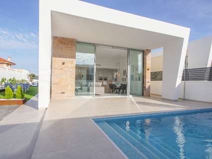 Villa en venta en Torrevieja zona Torrevieja