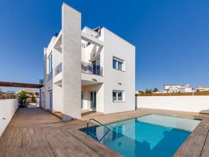 Villa en venta en Torrevieja zona Torrevieja