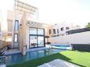 Villa en venta en Orihuela zona Cabo Roig
