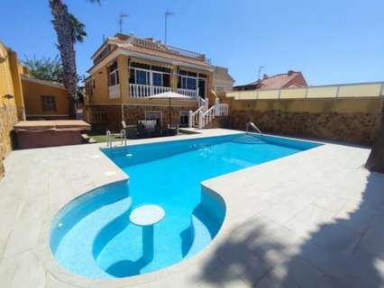 Villa en venta en Torrevieja zona Aguas Nuevas
