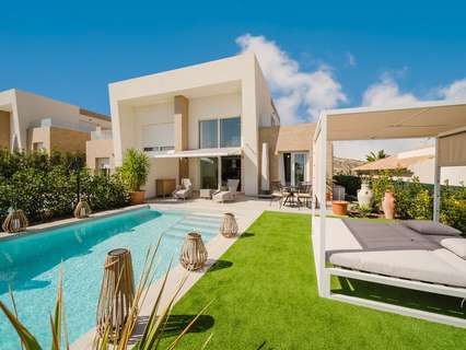 Villa en venta en Algorfa zona La Finca Golf rebajada