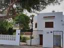 Villa en venta en Orihuela zona La Zenia