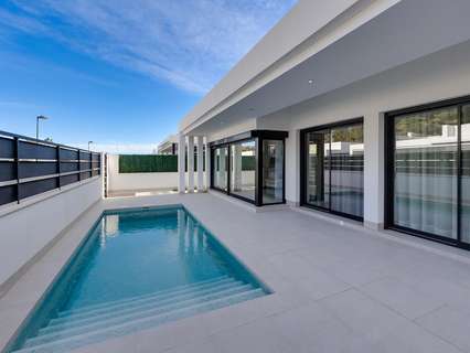 Villa en venta en Pilar de la Horadada zona Pinar De Campoverde