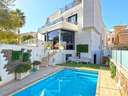 Villa en venta en Orihuela zona Orihuela-Costa
