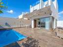 Villa en venta en Orihuela zona Inland