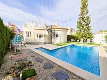 Villa en venta en Orihuela zona Orihuela-Costa