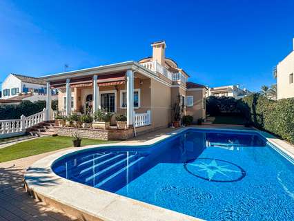 Villa en venta en Torrevieja zona La Mata