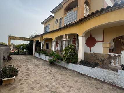 Villa en venta en Orihuela zona La Campaneta