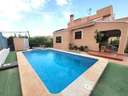 Villa en venta en Torrevieja zona Aguas Nuevas