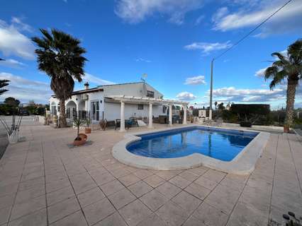 Villa en venta en Dolores zona Comunidad valenciana rebajada