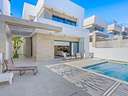 Villa en venta en Orihuela zona Orihuela-Costa rebajada