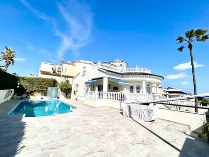 Villa en venta en Pilar de la Horadada zona Pinar De Campoverde
