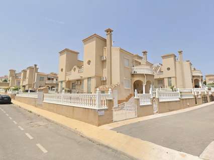 Villa en venta en Orihuela zona Villamartín