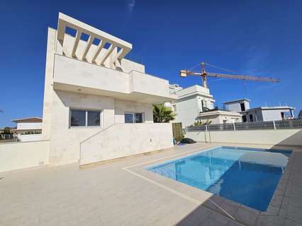 Villa en venta en Orihuela zona La Zenia