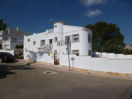 Villa en venta en Orihuela zona Villamartín