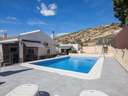 Villa en venta en Elche/Elx