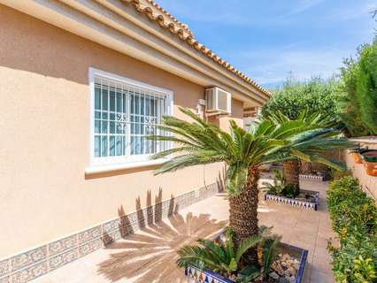 Villa en venta en Torrevieja zona LOS BALCONES - LOS ALTOS