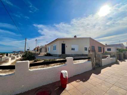 Villa en venta en Torrevieja zona La Mata