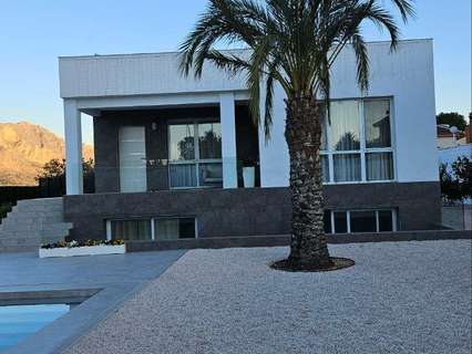 Villa en venta en Orihuela zona Urb. Montepinar