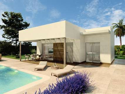 Villa en venta en Hondón de las Nieves zona Urbaniz La Montañosa