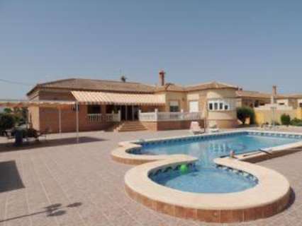 Villa en venta en Catral zona Catral